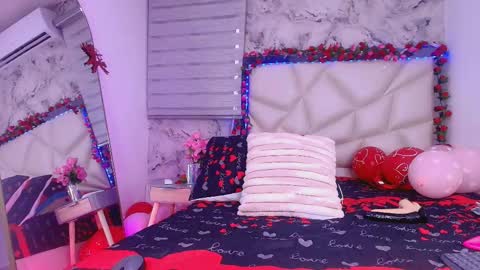 Lily online show from 02.14.26