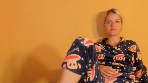 Snapshot of lili_latina47 chatting on 01.08.26 Lili online show from 01.08.26