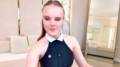 Snapshot of lili_lohan chatting on 05.05.26 lili_lohan online show from 05.05.26