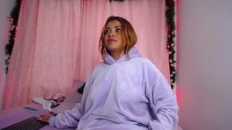 lili Matheus69 online show from 12.15.24