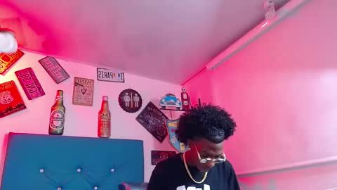 lili_roussi online show from 10.16.25