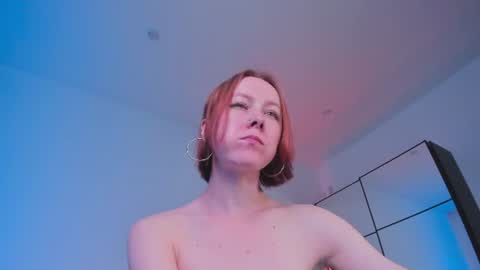 Snapshot of lilian_kroft chatting on 07.08.26 LIL online show from 07.08.26