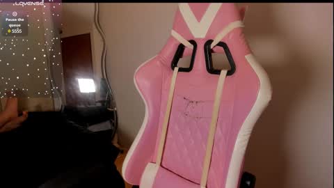 Snapshot of lilian_vergara chatting on 03.06.25 holis soy lily chang no olvides el pulgar arriba es muy importante para mi 3 independent model online show from 03.06.25