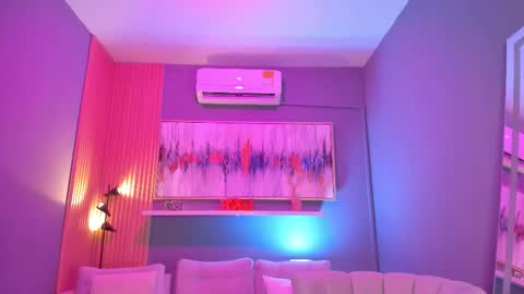 holis soy lily chang no olvides el pulgar arriba es muy importante para mi 3 independent model online show from 01.09.26