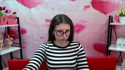 lilianashine online show from 04.06.26