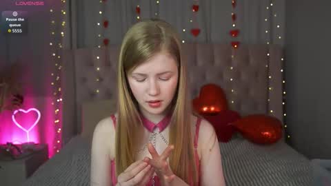 Lilian online show from 02.10.26