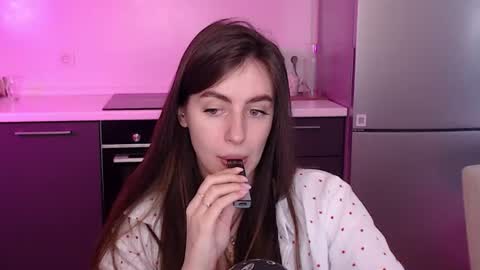Snapshot of liliatlu chatting on 06.16.26 Lilu online show from 06.16.26