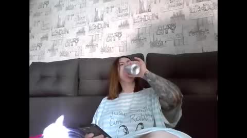 liliawoolf online show from 11.02.25