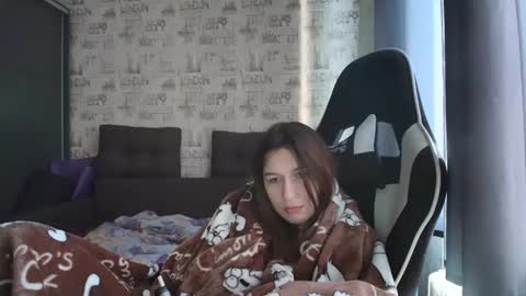 liliawoolf online show from 05.11.26