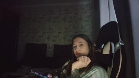 liliawoolf online show from 05.17.26