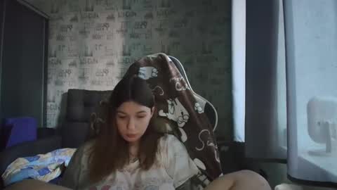 liliawoolf online show from 05.20.26