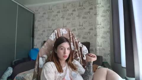 liliawoolf online show from 06.25.26