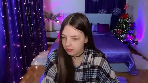 Lili Bakery online show from 12.17.24