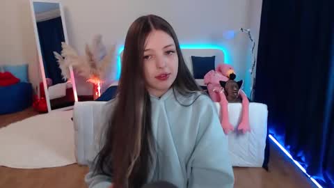 Lili Bakery online show from 01.13.25