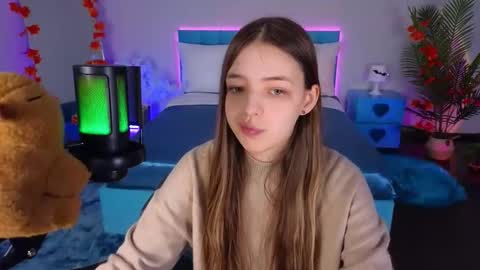 Lili Bakery online show from 11.04.25