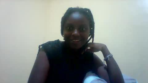 Snapshot of liligal chatting on 05.18.26 liligal online show from 05.18.26
