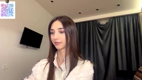 Lina online show from 12.19.25