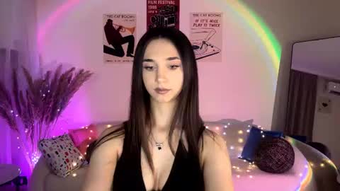 Snapshot of lilihalvorsen chatting on 07.19.26 Lina online show from 07.19.26