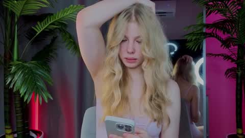 lililok101 online show from 02.26.26