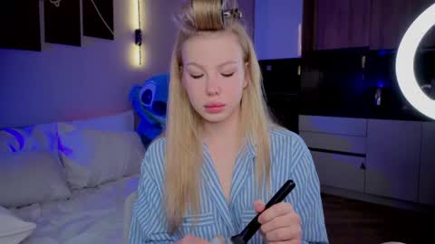 lililok101 online show from 04.07.26