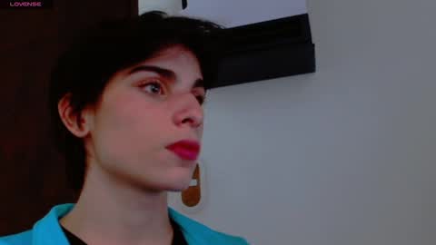 lilit233 online show from 01.10.26