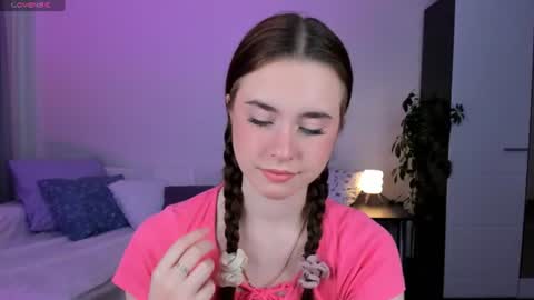 Snapshot of lilit_charm chatting on 06.15.26 lilit_charm online show from 06.15.26