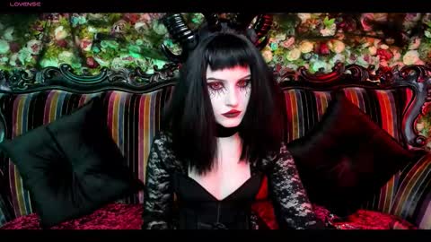 Snapshot of lilit_el_ chatting on 10.31.25 lilit_el_ online show from 10.31.25