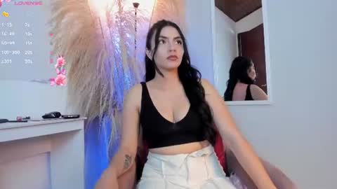Snapshot of lilit_noir chatting on 06.17.26 Lilit Noir online show from 06.17.26