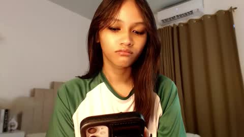 Snapshot of lilit_sensual chatting on 10.16.25 Chloe online show from 10.16.25