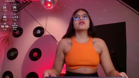 Snapshot of lilith_black_1 chatting on 09.20.25 Lilith and Khloe online show from 09.20.25