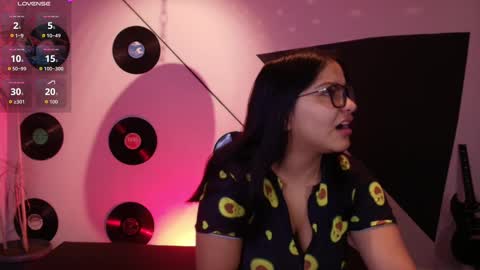 Snapshot of lilith_black_1 chatting on 09.25.25 Lilith and Khloe online show from 09.25.25