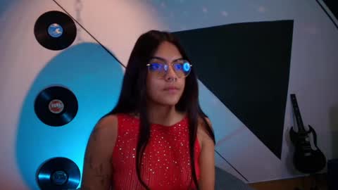 Snapshot of lilith_black_1 chatting on 09.26.25 Lilith and Khloe online show from 09.26.25