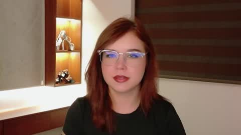 Snapshot of lilith_bonheur chatting on 06.26.26 Lilith Bonheur online show from 06.26.26