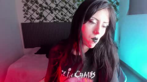 Lilith Patton  online show from 04.01.26