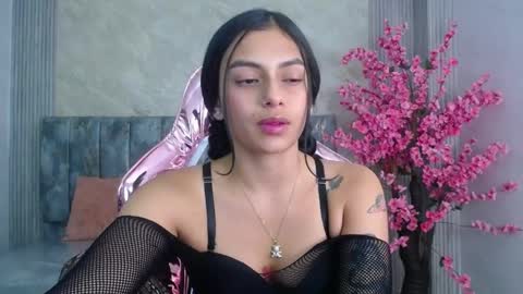 Snapshot of lilith_petit_sub chatting on 01.24.25 Lilith online show from 01.24.25