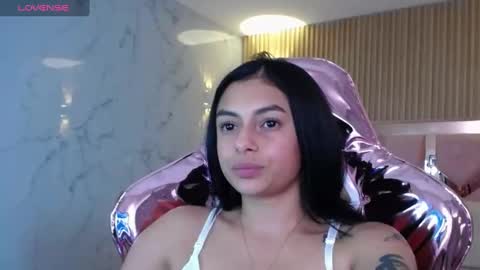 Snapshot of lilith_petit_sub chatting on 02.13.25 Lilith online show from 02.13.25