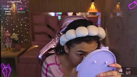 Snapshot of lilith_petit_sub chatting on 09.18.25 Lilith online show from 09.18.25