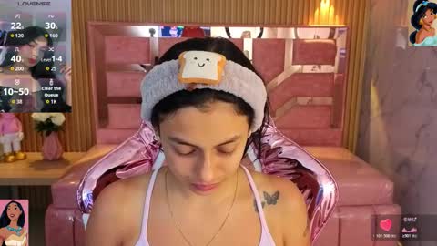 Snapshot of lilith_petit_sub chatting on 11.20.25 Lilith online show from 11.20.25