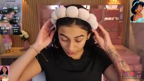 Snapshot of lilith_petit_sub chatting on 11.30.25 Lilith online show from 11.30.25