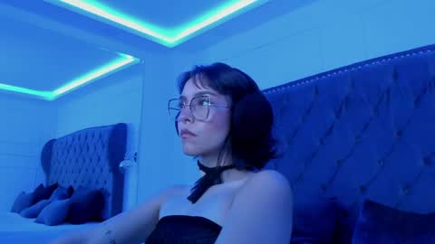 Snapshot of lilith_selene chatting on 04.19.26 lilith_selene online show from 04.19.26