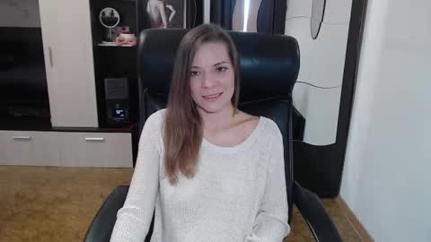 lilith small21 online show from 09.13.25