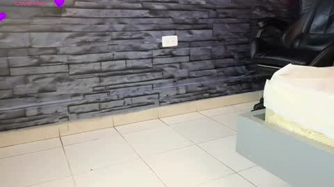 Snapshot of lilith_zen chatting on 02.17.25 LILITH ZEN online show from 02.17.25