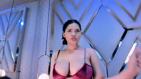 Snapshot of lilithadams11 chatting on 11.17.25 online show from 11.17.25