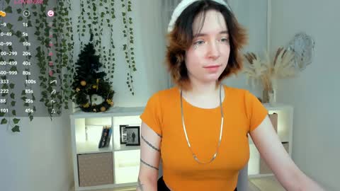 Snapshot of lilithlunna chatting on 01.03.25 Lilith online show from 01.03.25