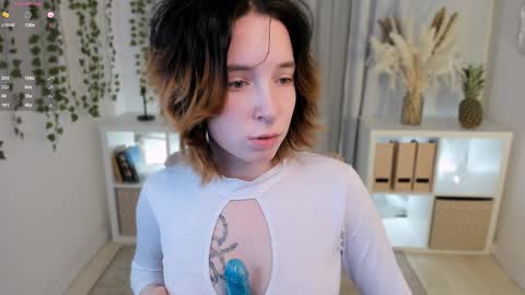 Snapshot of lilithlunna chatting on 01.26.25 Lilith online show from 01.26.25