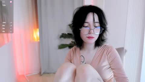 Snapshot of lilithlunna chatting on 02.01.25 Lilith online show from 02.01.25