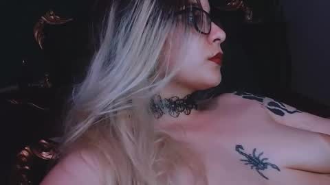 lilithmystic01 online show from 02.22.25