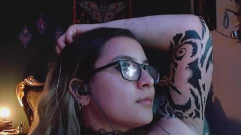 lilithmystic01 online show from 03.10.25