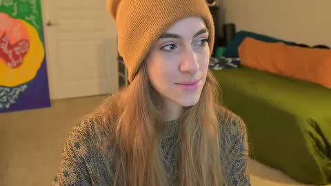 Snapshot of lilithoftrees chatting on 01.08.25 L online show from 01.08.25