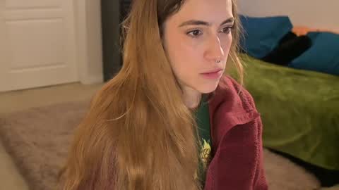 Snapshot of lilithoftrees chatting on 02.08.25 L online show from 02.08.25